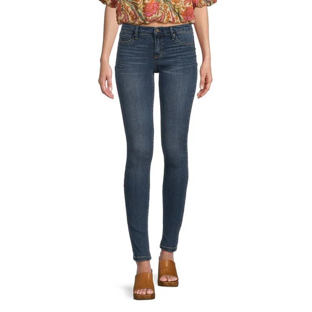 NWOT Women’s Jessica Simpson Mid Rise Kiss Me Skinny Jeans size 28